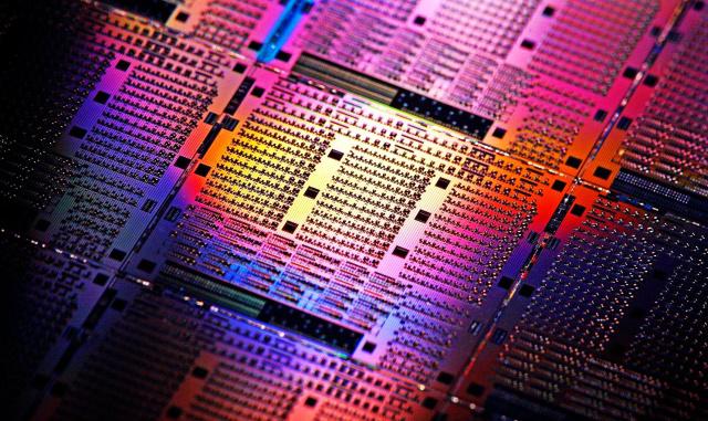 中国光子芯片取得新突破,速度是普通芯片1000倍,南京理工立了功